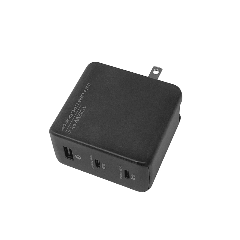 102W 3 IN 1  Travel power adapter Rated Voltage Power Socket PD Fast Charger USB-C  C-C Power Adapter for iPhone  Android